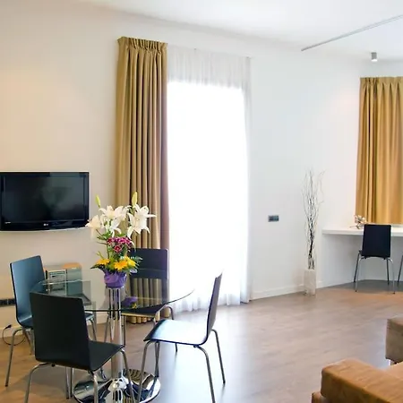 Flat With Views To Sagrada Famila Barcelona