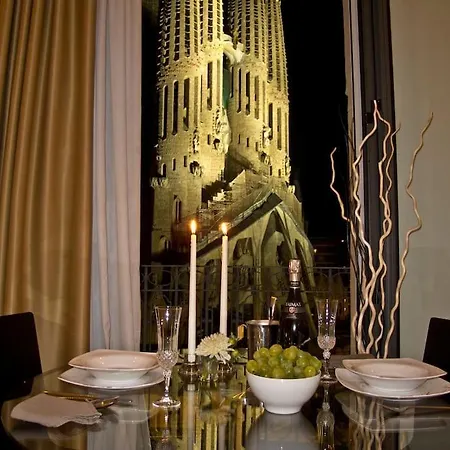 Apartment Flat With Views To Sagrada Famila Barcelona
